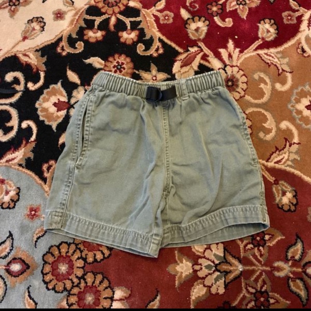 Clothes - Picture 5 of 8